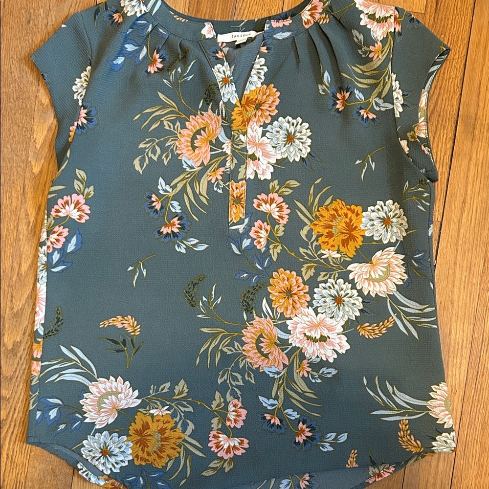 Floral Blouse in Green and Orange